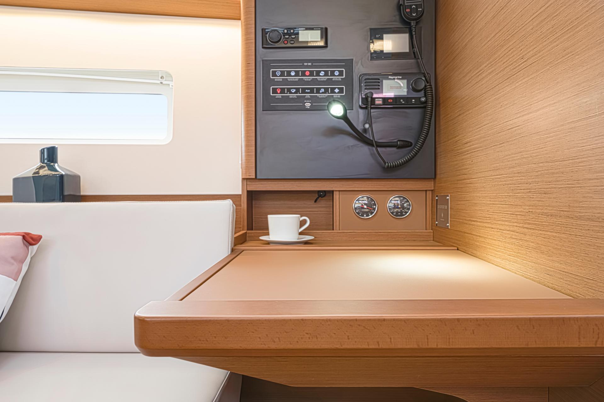 Galerie Details: Jeanneau Sun Odyssey 380 - Bild 5