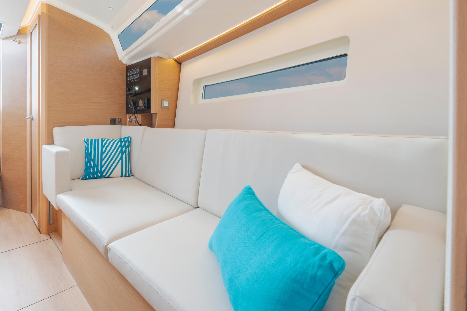 Galerie Details: Jeanneau Sun Odyssey 350 - Bild 7