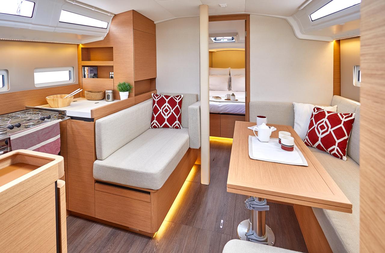 Galerie Details: Jeanneau Sun Odyssey 410 - Bild 2