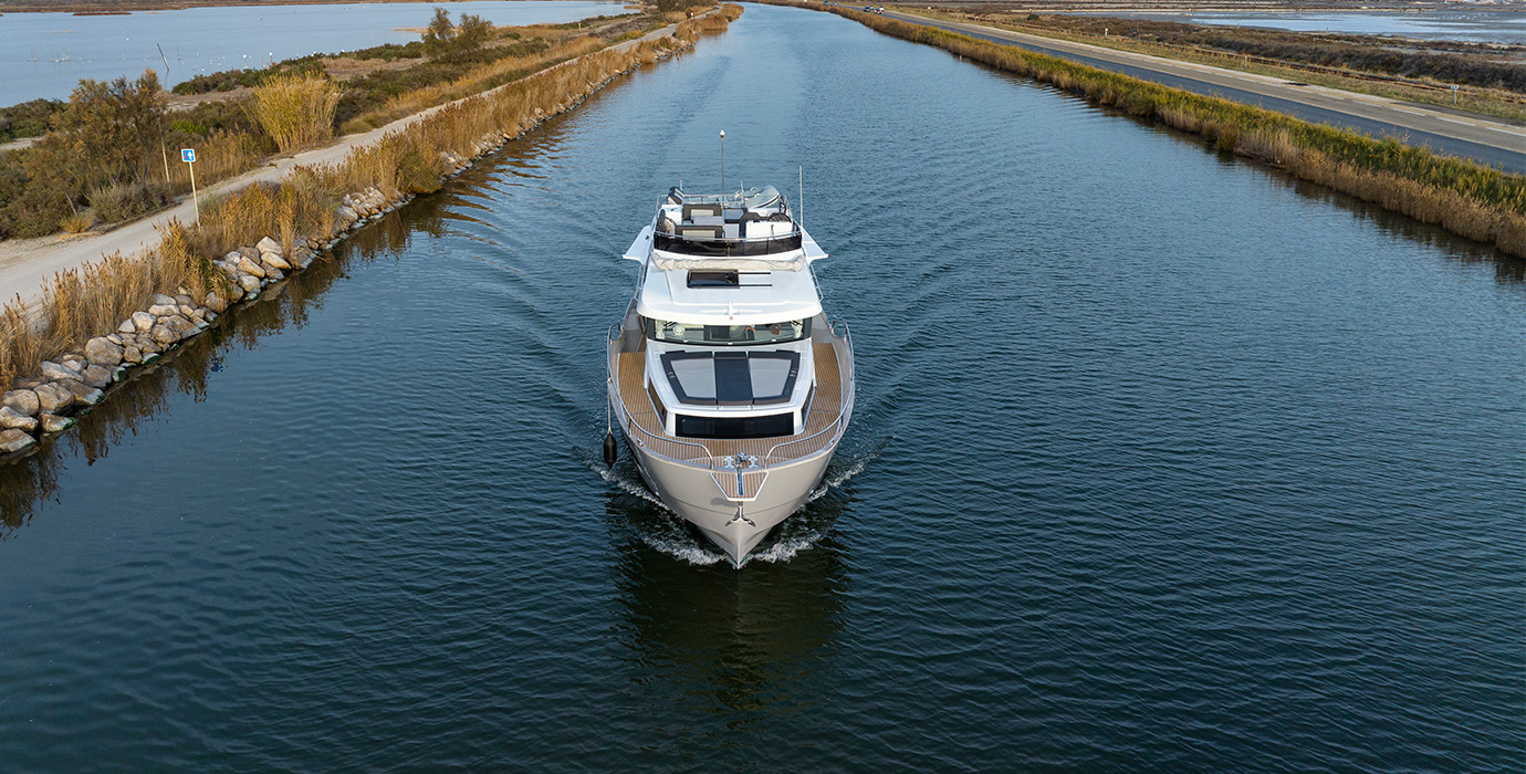 Delphia BlueEscape 1200 FLY