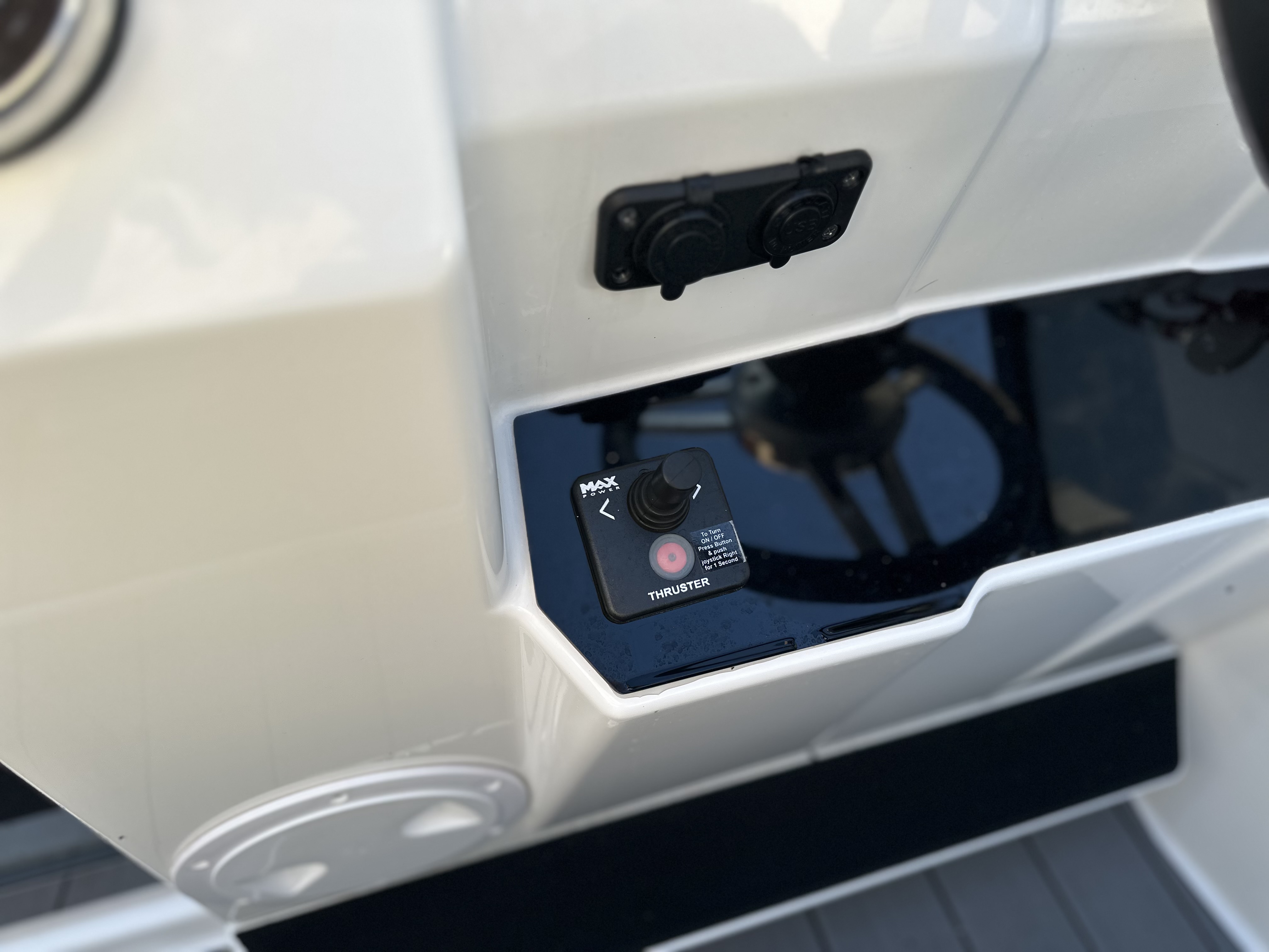 Galerie Übersicht: Karnic CS700 S Cabin Cruiser - Bild 11