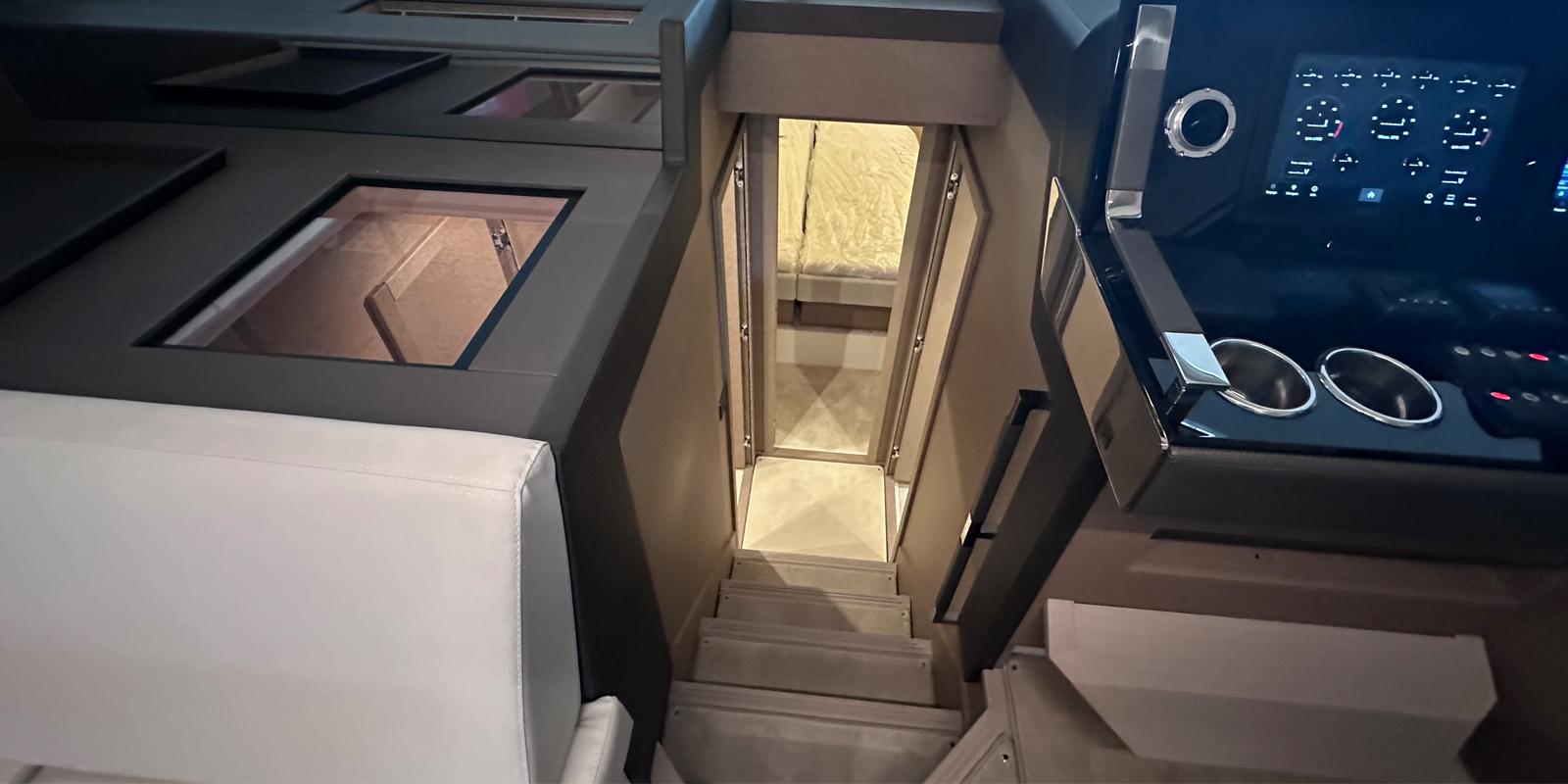 Galerie Übersicht: Prestige Yachts Prestige 460 - Bild 22