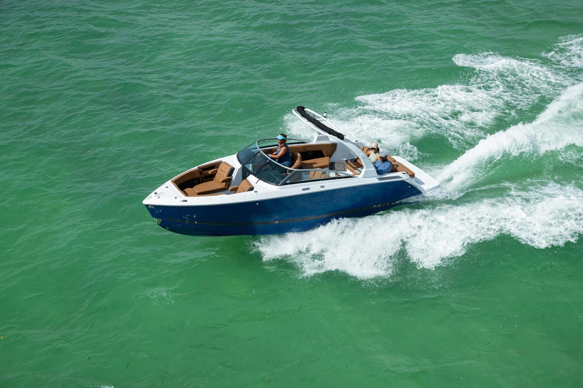 Four Winns H6