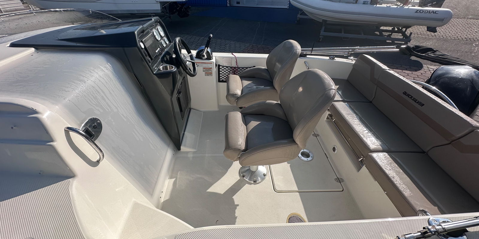 Galerie Übersicht: Quicksilver (Brunswick Marine) 505 Cabin - Bild 8