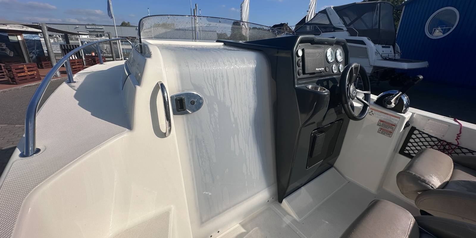 Galerie Übersicht: Quicksilver (Brunswick Marine) 505 Cabin - Bild 9