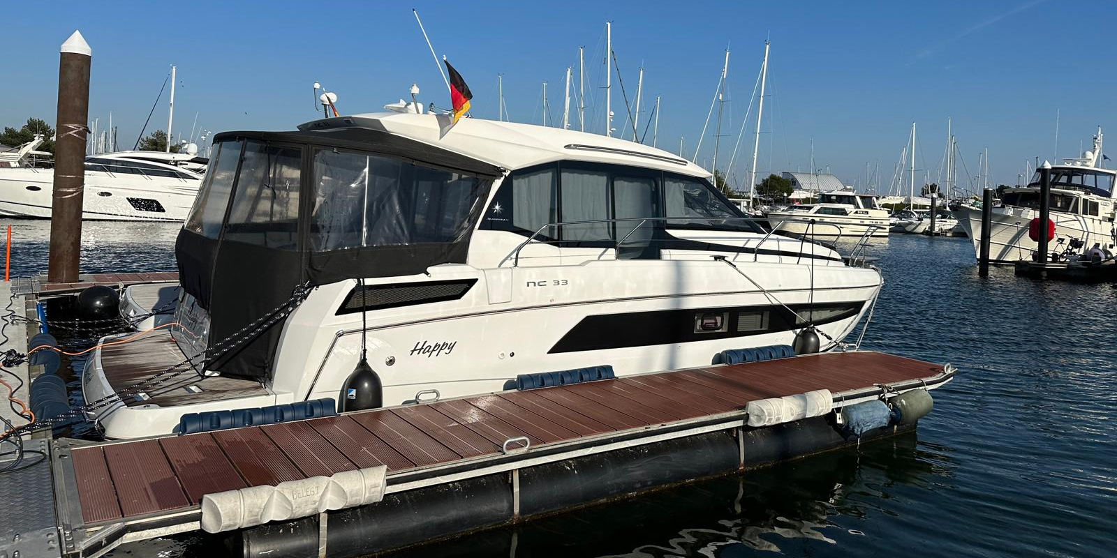 Galerie Übersicht: Jeanneau NC33 - Bild 2