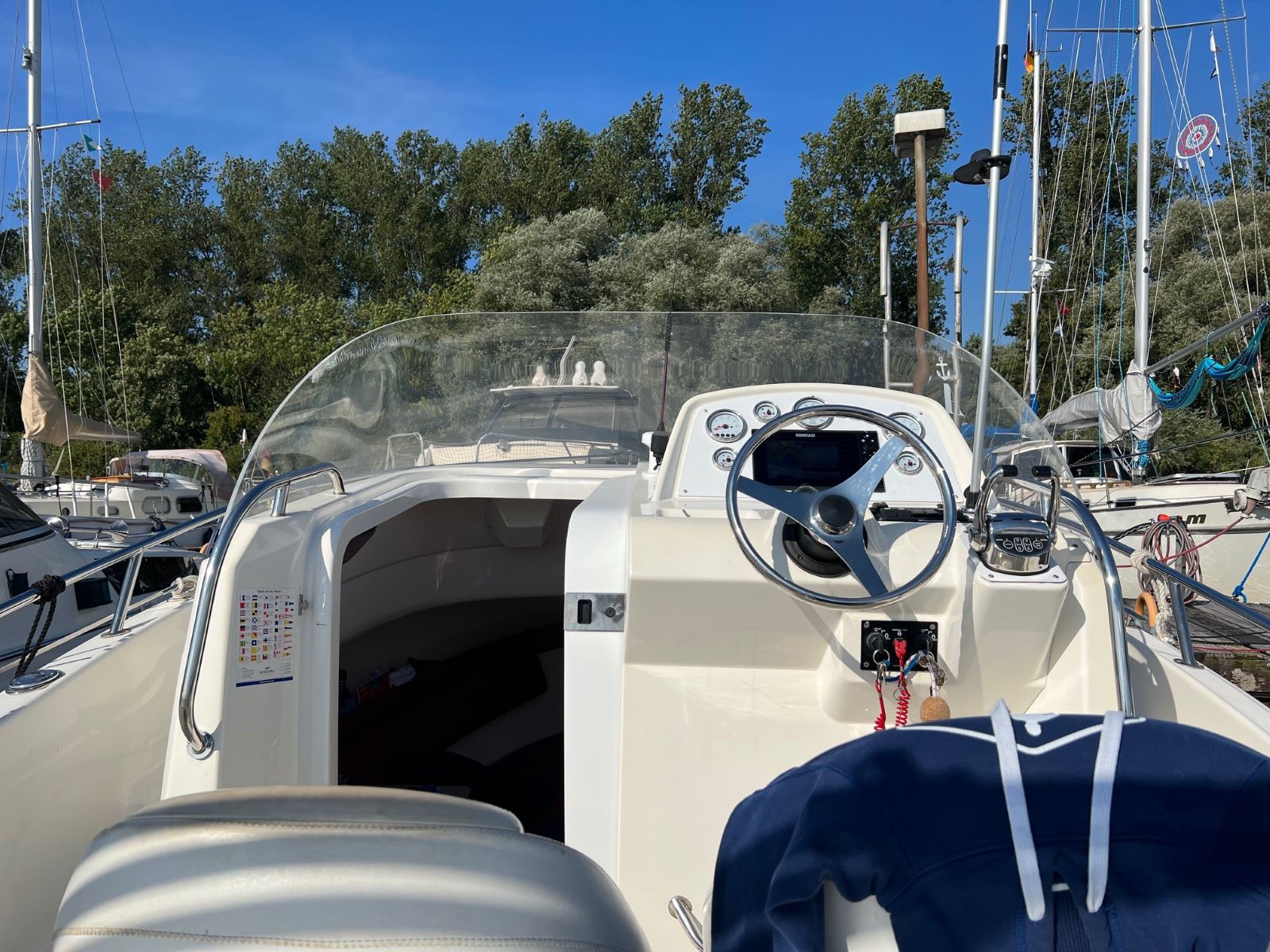 Galerie Übersicht: Kelt White Shark 248 SD - Bild 7