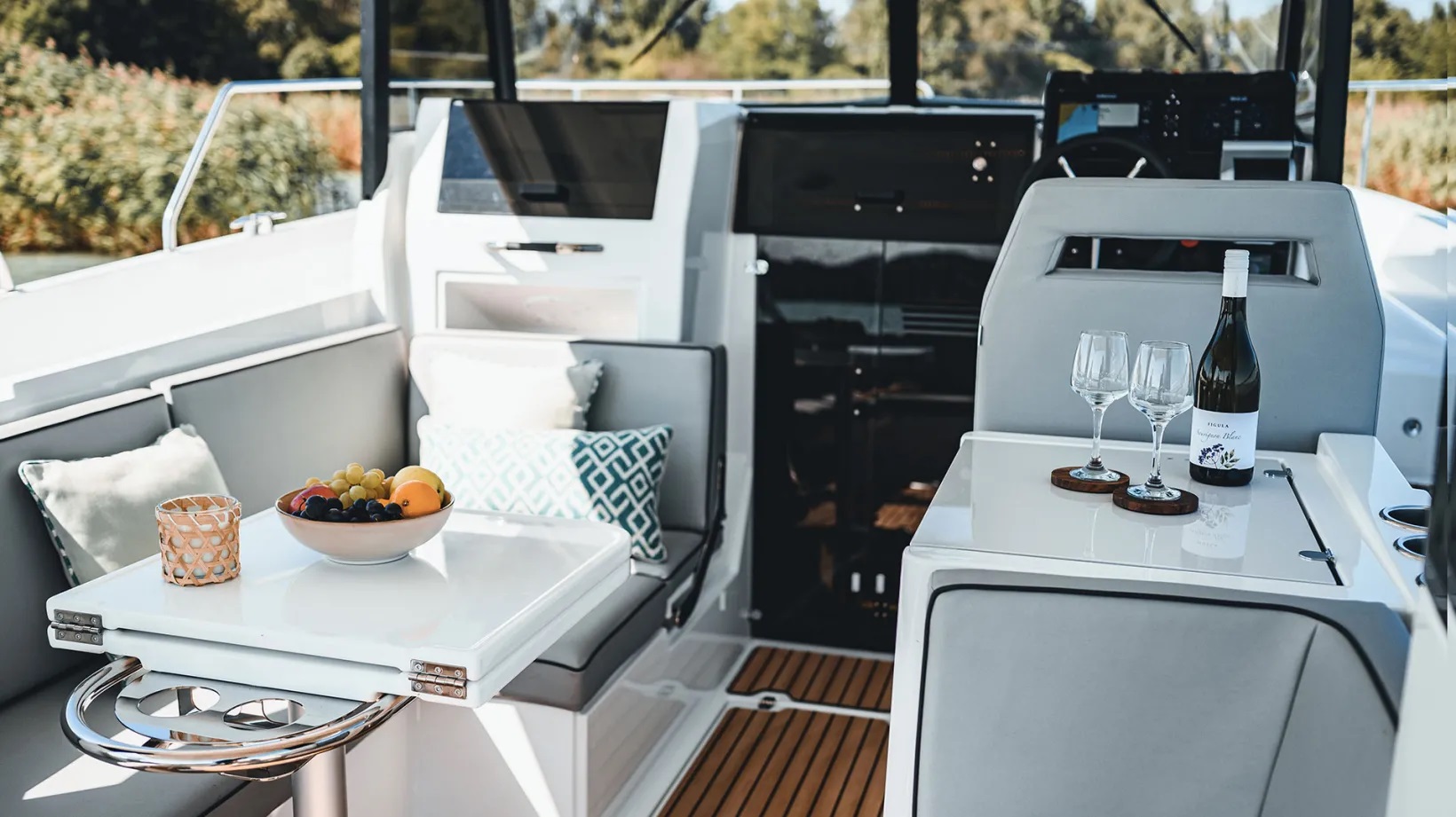 Galerie Übersicht: Delphia Yachts 10 Top Lounge - Bild 5