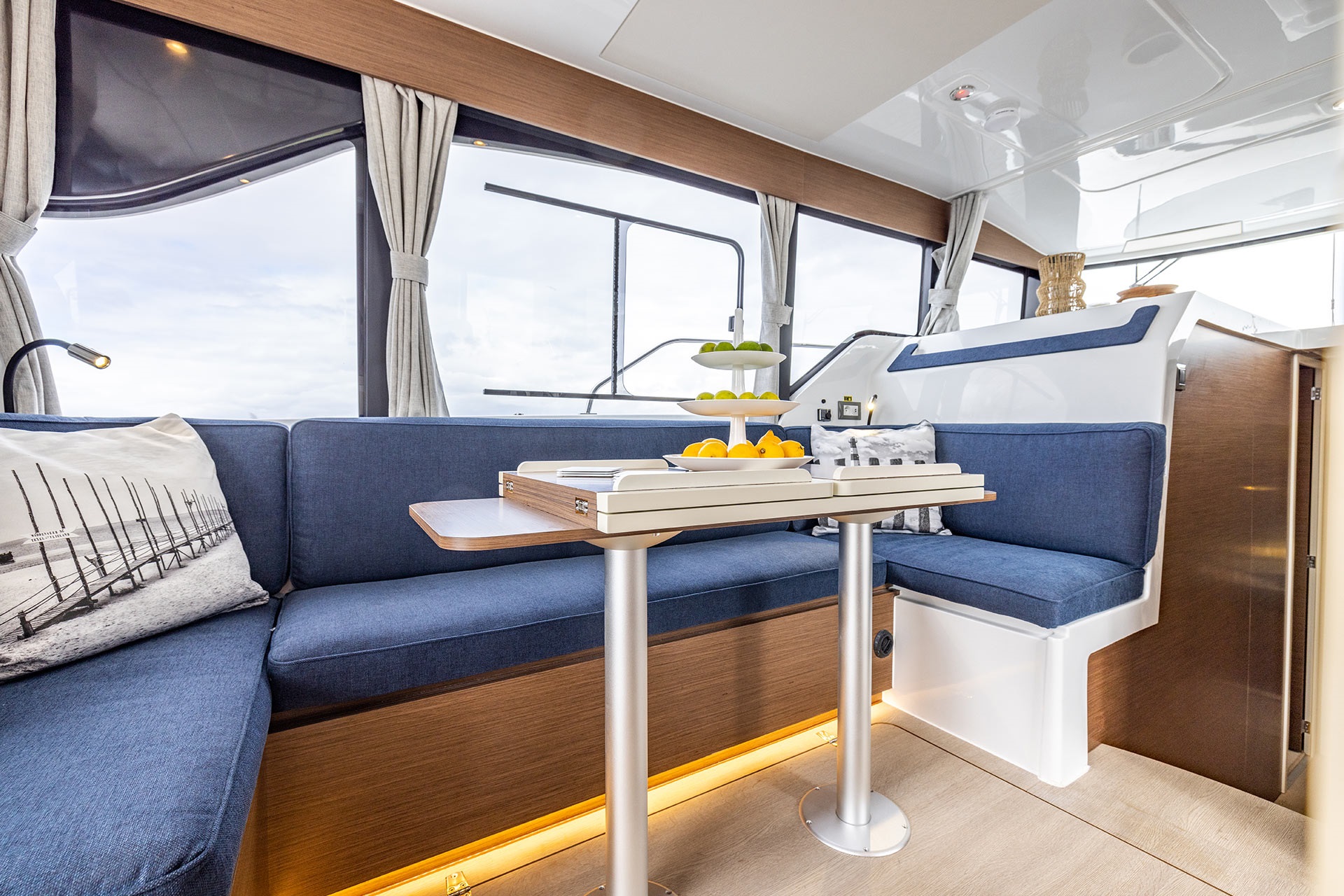 Galerie Übersicht: Delphia Yachts 11 FlyLounge Elektro - Bild 6
