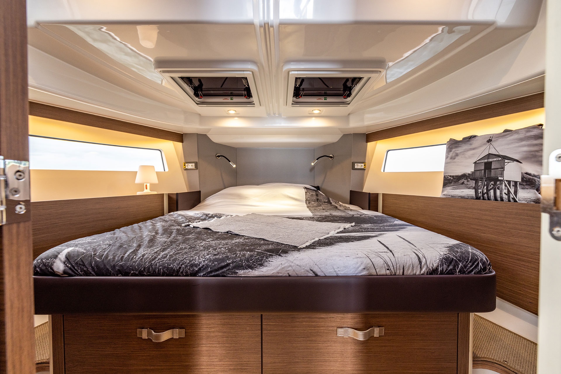 Galerie Übersicht: Delphia Yachts 11 FlyLounge Elektro - Bild 7