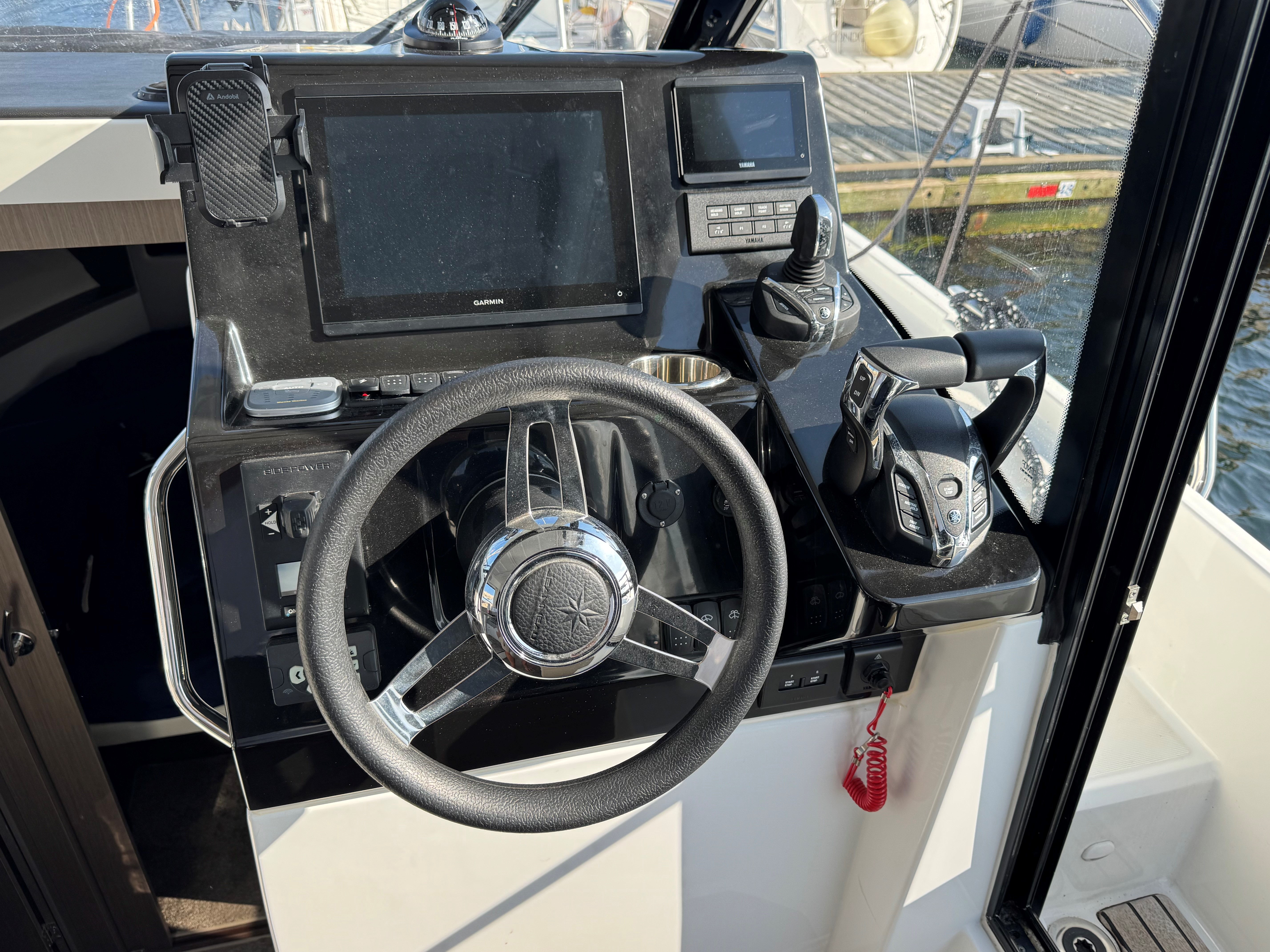 Galerie Übersicht: Jeanneau Merry Fisher 895 S2 - Bild 2