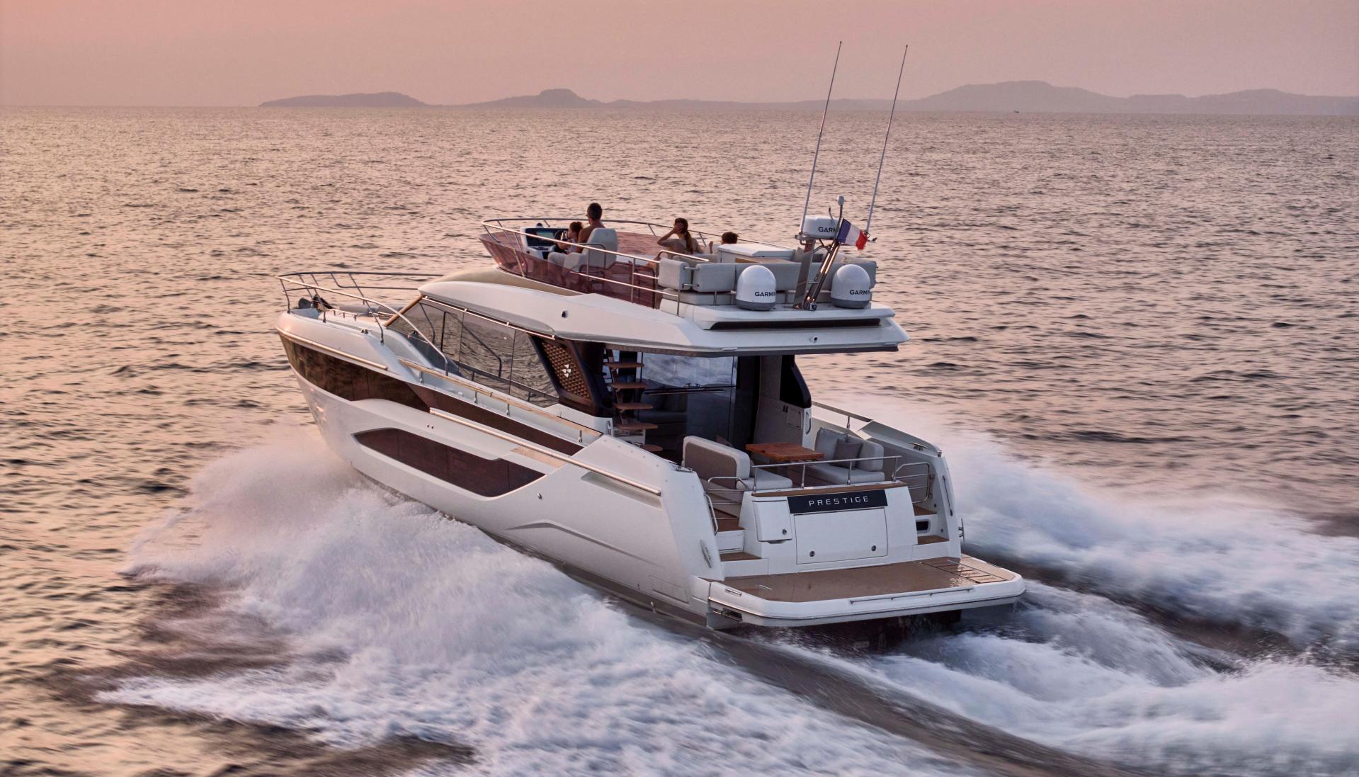 Galerie Übersicht: Prestige Yachts F4.9 - Bild 3
