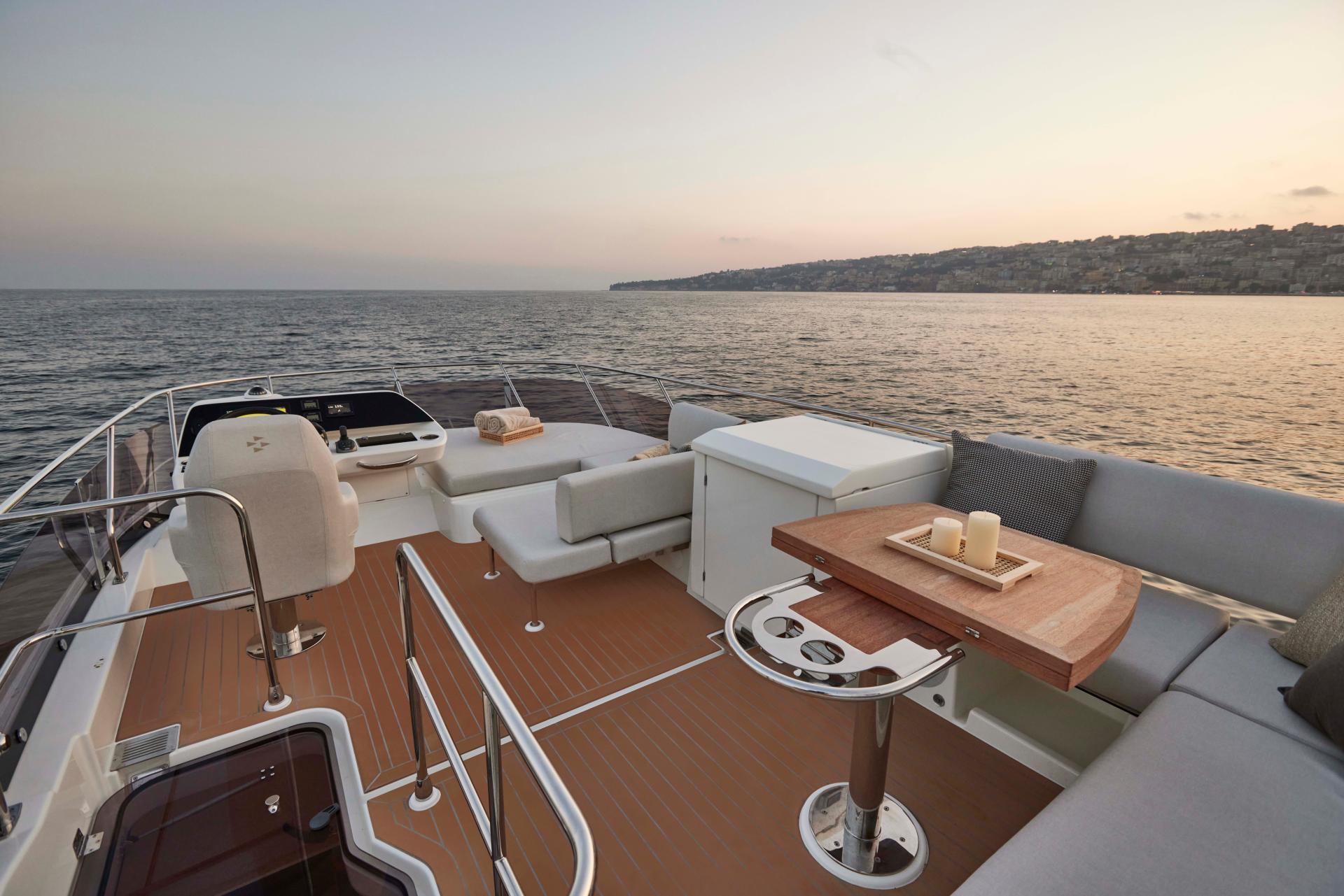 Galerie Übersicht: Prestige Yachts F4.9 - Bild 5