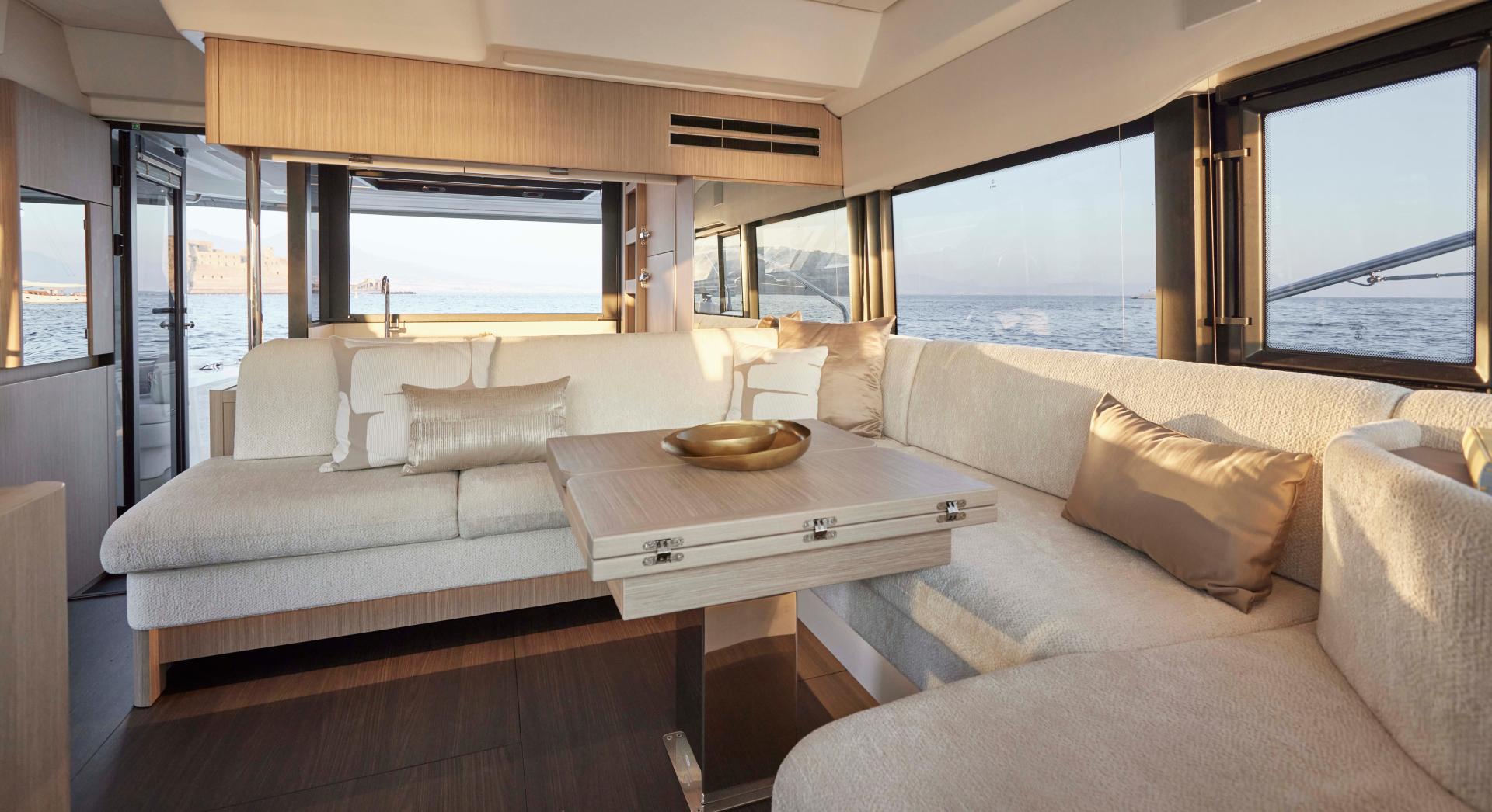Galerie Übersicht: Prestige Yachts F4.9 - Bild 16