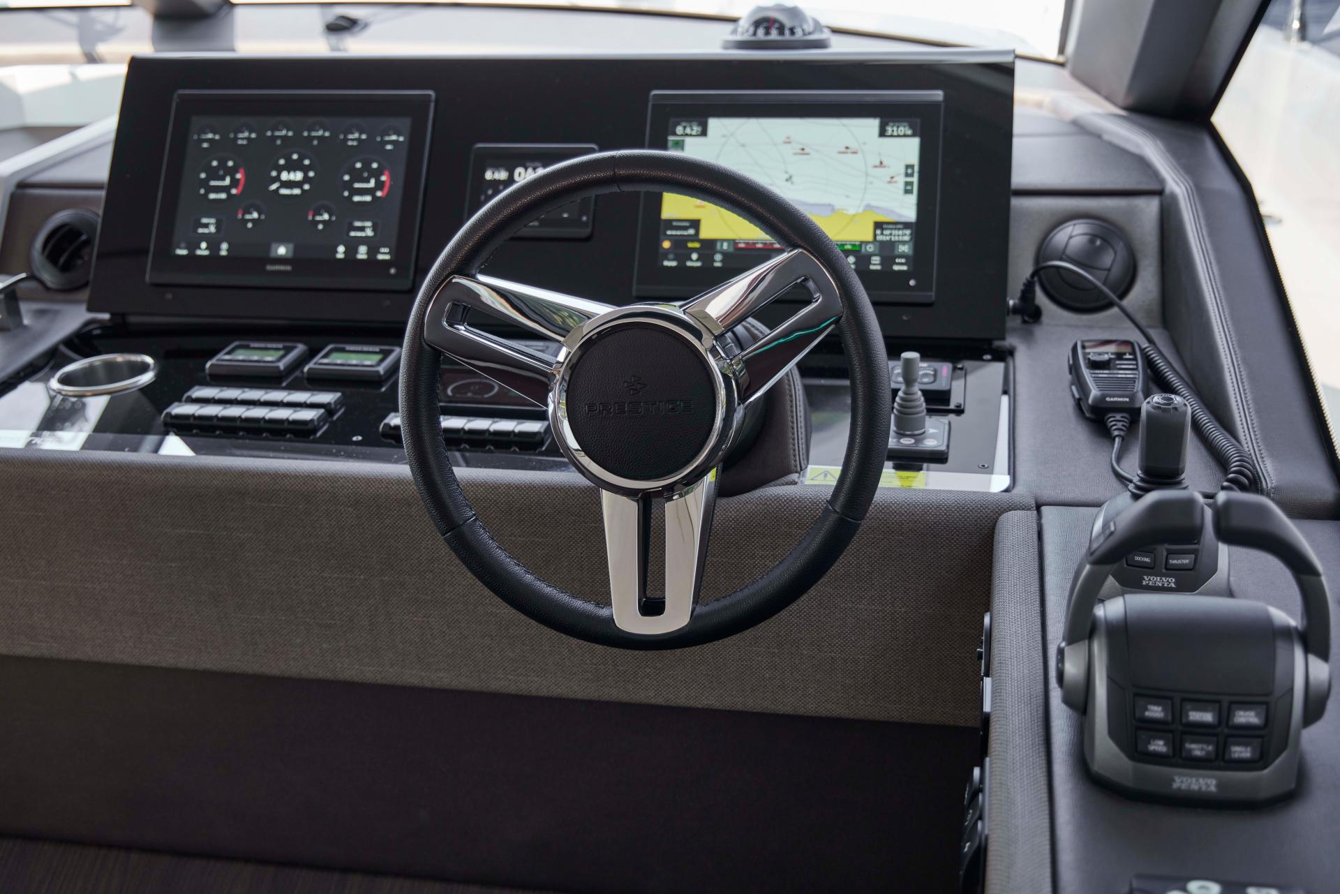 Galerie Übersicht: Prestige Yachts F4.9 - Bild 18