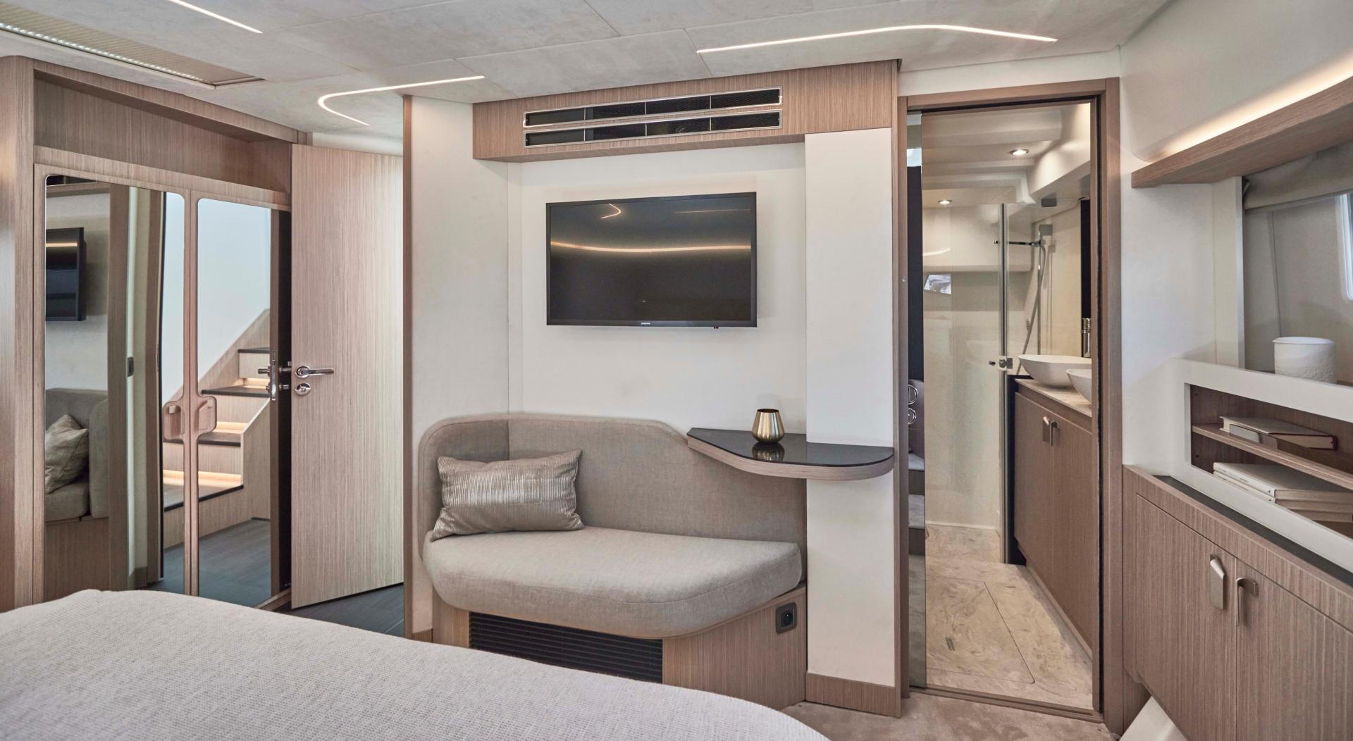 Galerie Übersicht: Prestige Yachts F4.9 - Bild 20