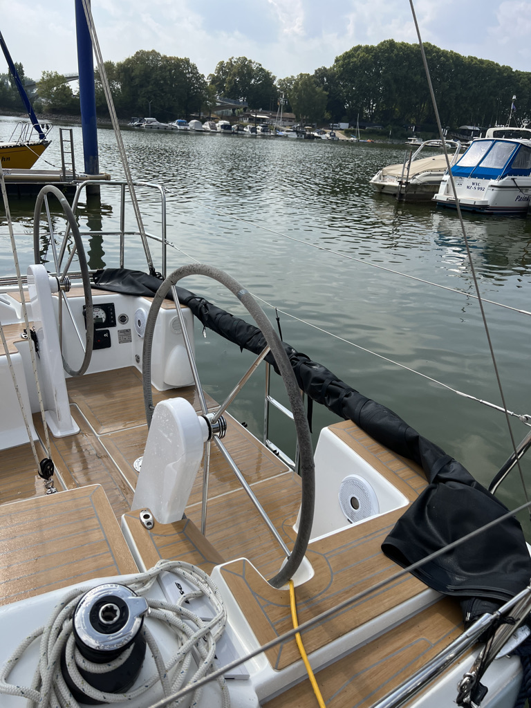Galerie Übersicht: Hanse 315 - Bild 6