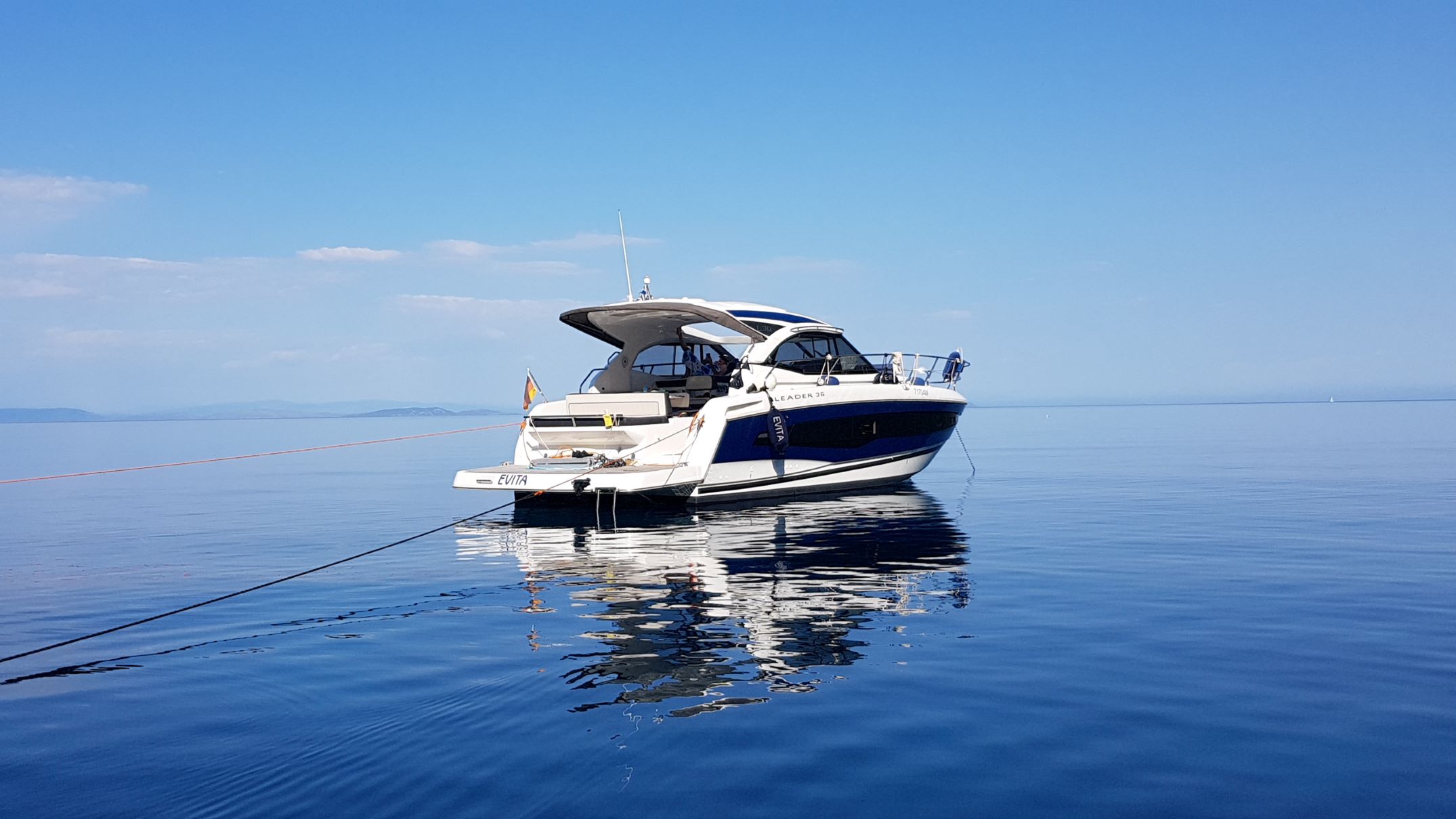 Galerie Übersicht: Jeanneau Leader 36 Sporttop - Bild 6