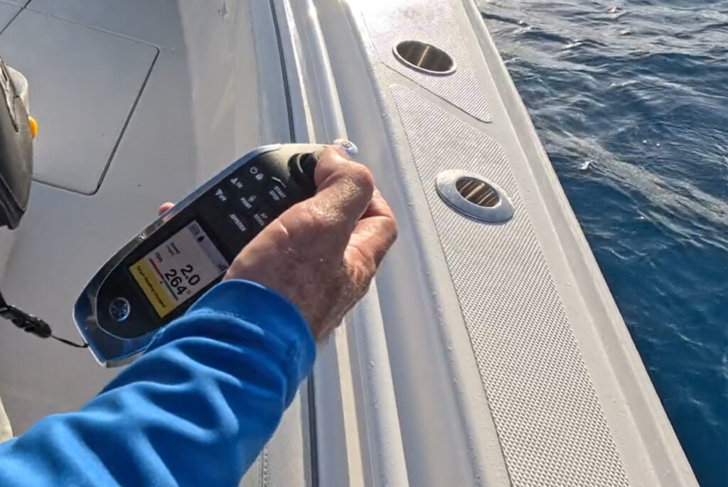 Helm Master EX Wireless Control System bild 003