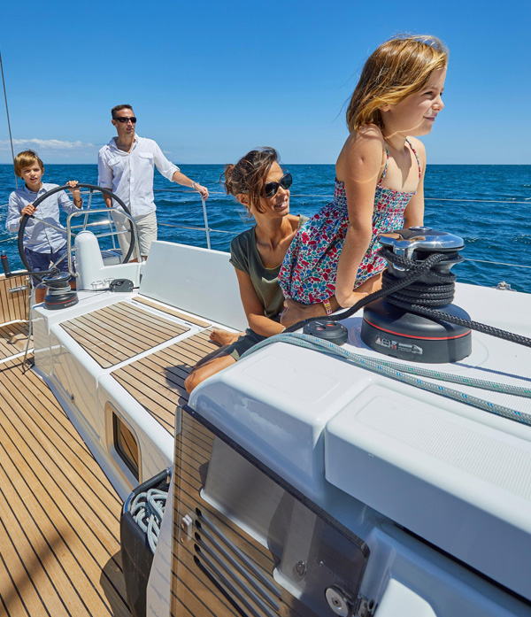 SUN ODYSSEY Reihe inn bild photo 004