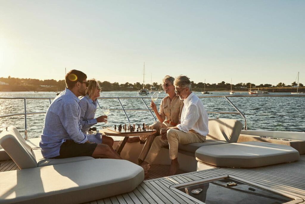 prestige YACHTEN ENTWORFEN WIE EIN ZUHAUSE AUF DEM WASSER