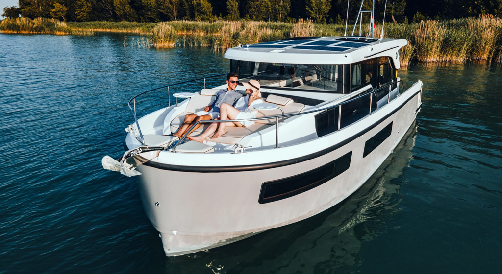 Delphia 11 Baureihe Yachten Delphia bild Delphia 11 Sedan 02