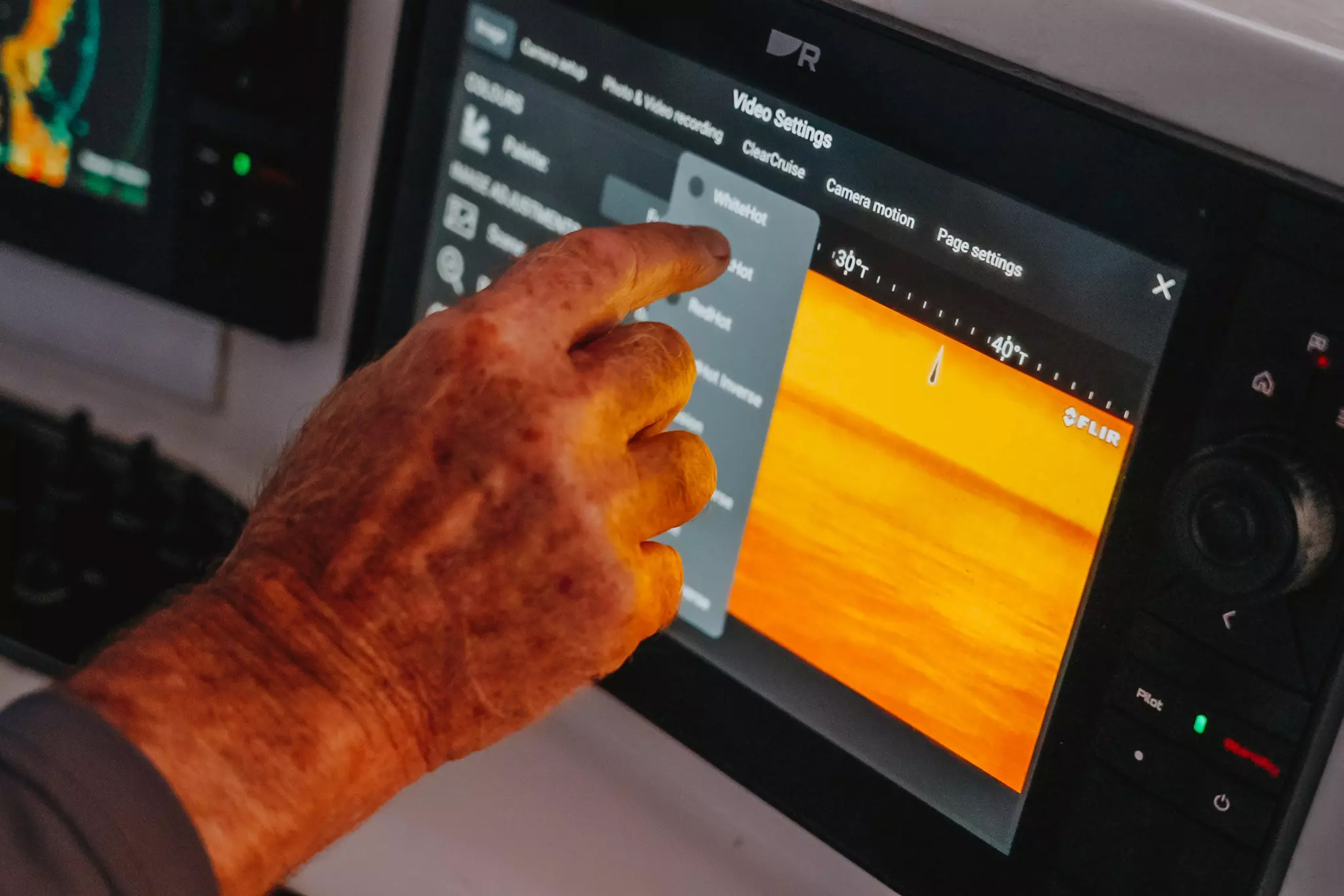 marineelektronik modernisieren kartenplotter radar beitrag bild 006