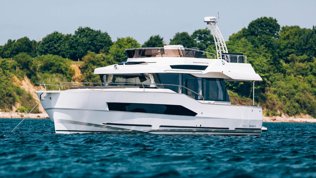 2726 delphia yachts delphia 12 flylounge herbst deals 2027 0