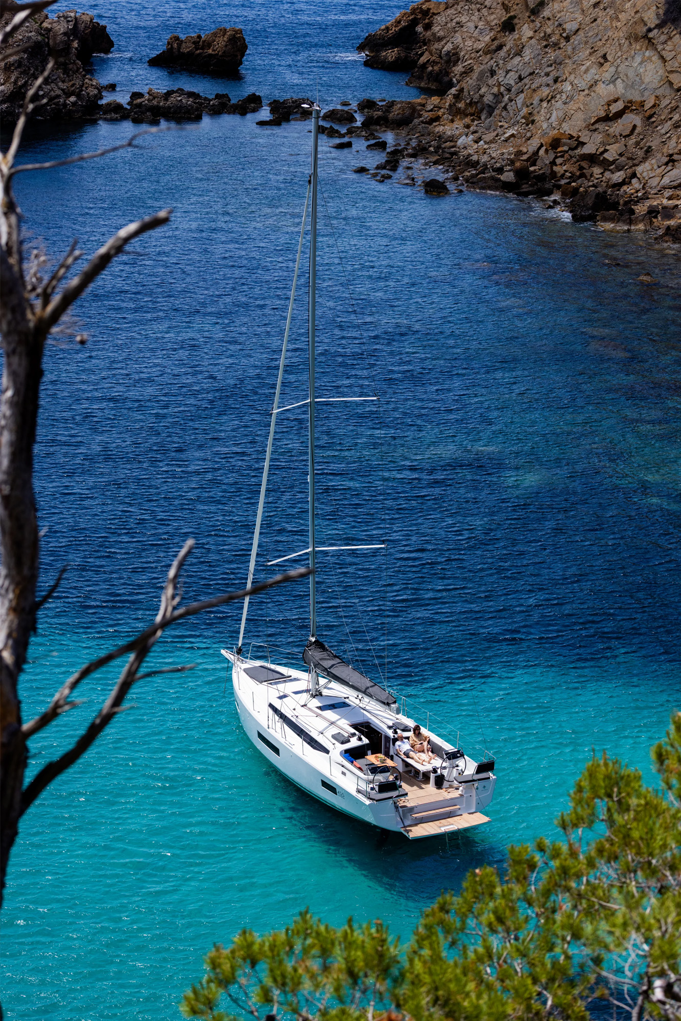 jeanneau sun odyssey 455 european yacht of the year 2027 003