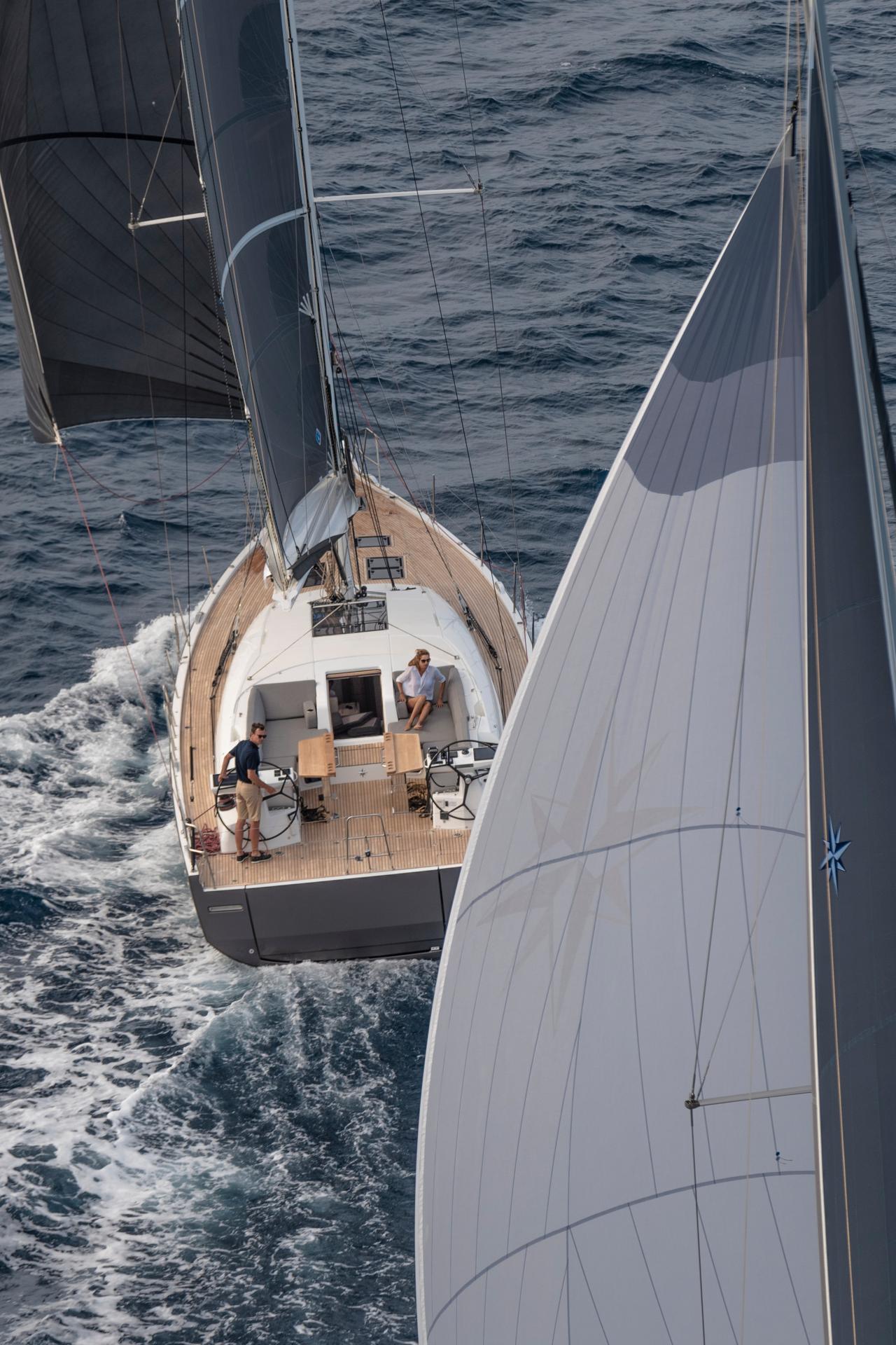 JEANNEAU YACHT 60 IMAGE EXTERIOR RUNNING (2)