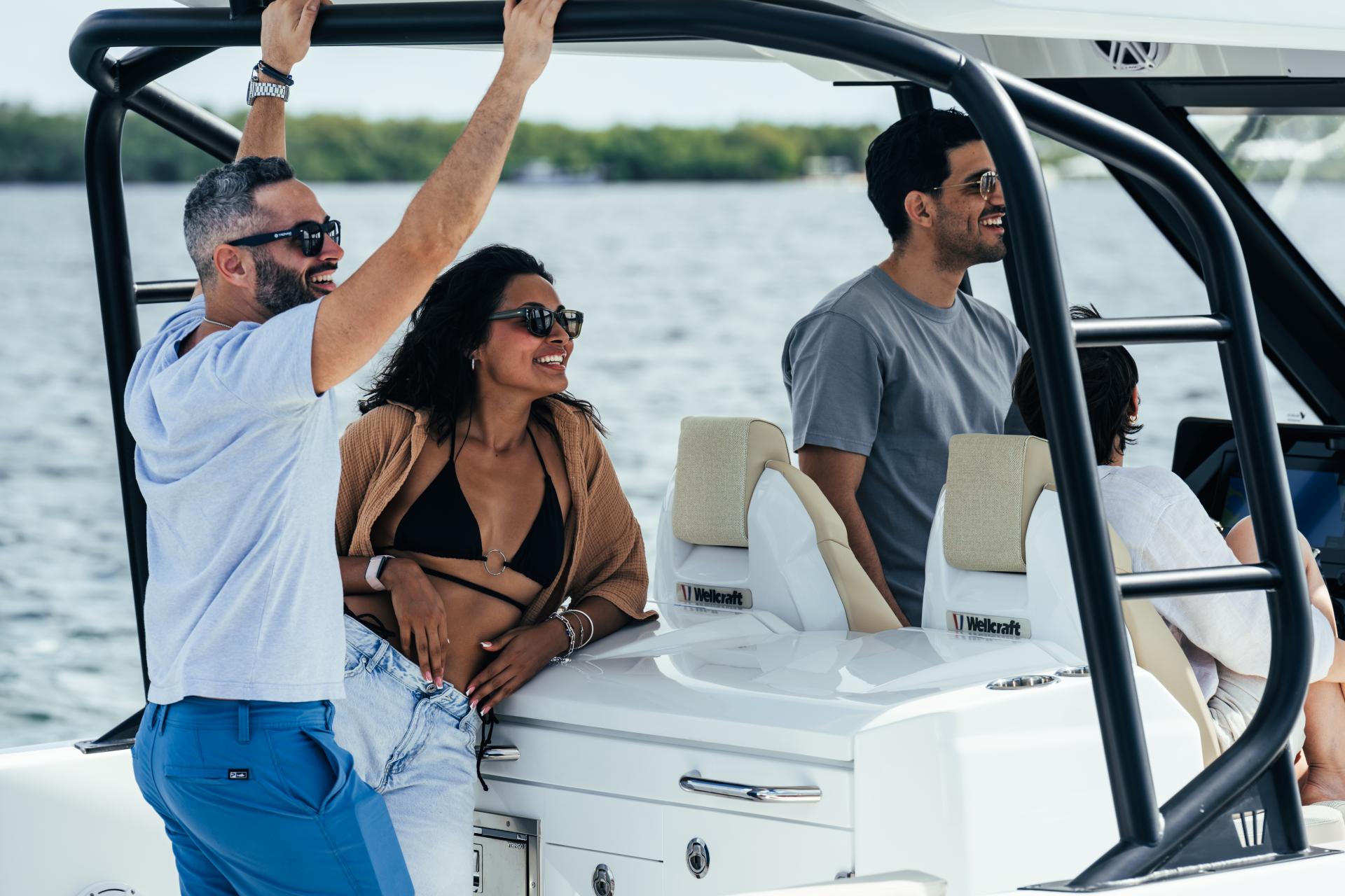 WELLCRAFT 28 T TOP IMAGE LIFESTYLE FLORIDA (11)